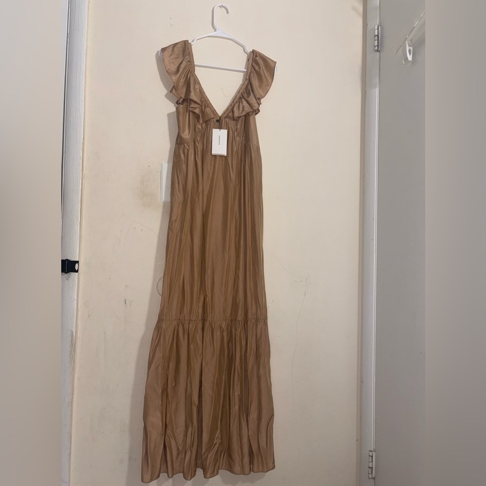 O.p.t. One Pretty Time Nude Tiered
Flowy Maxi Dress Womens Size M - Picture 2 of 13